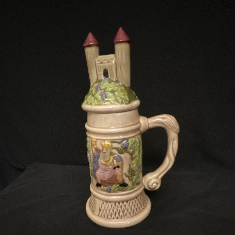 Vintage Judy Baker 1975 Breweriana Beer Stein with Figural Castle Lid Grapevine